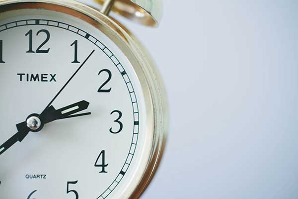 best-sleep-habits-alarm-clock