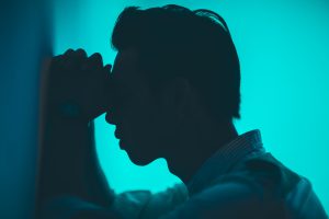Chronic Back Pain Stems from These 10 Everyday Habits - PMIR